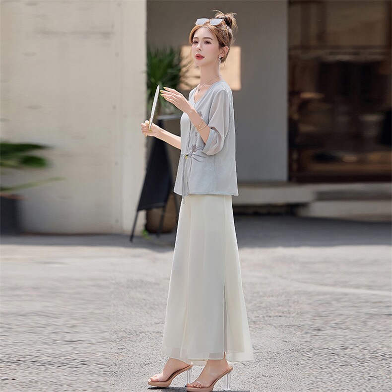 小衫上衣女2025新款女士宽松大码新中式刺绣T恤阔腿裤两件套装夏,女装套装/套裙,妃曼
