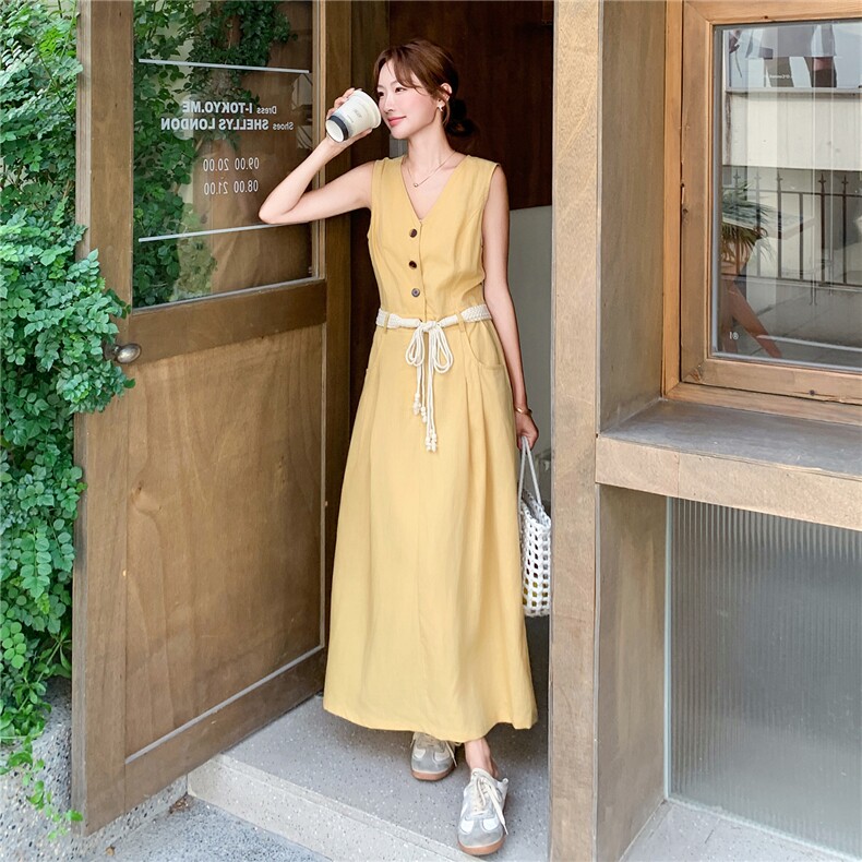韩系简约白色无袖连衣裙2025夏季新款超好看高级感气质显瘦长裙女,女装连衣裙,尚娜萱