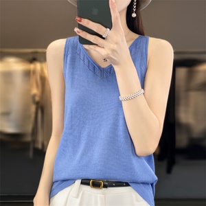 时尚V领镂空针织背心女夏季新款修身显瘦无袖打底衫内搭上衣图片