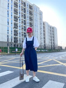 牛仔2件套图片