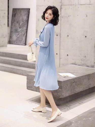 【现货】2021年春季百褶连衣裙百搭显瘦修身复古雪纺，女装连衣裙，荷塘月色