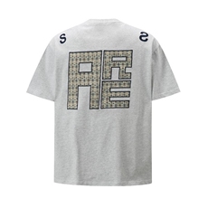 白灰色