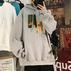 浅灰色