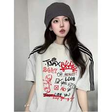 抖音得物品质二开240克宽松纯棉美式潮牌印花三条杠中性风短袖T恤，男装T恤，电商A486