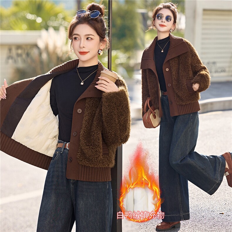 DLM8653冬季新款休闲针织大翻领皮毛一体90白鸭绒内胆百搭外套，女装羽绒服，朵莱米