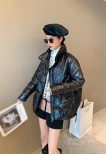 冬季新款带丝巾羽绒外套，其它，维多利亚