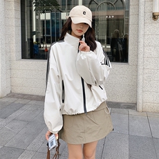 新品24年秋季新款短外套2C112-Y008-P125-K178，女装短外套，2C112