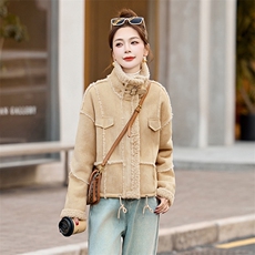 2025冬季新款！时尚潮流好看的皮毛一体，女装棉衣/棉服，自然秀