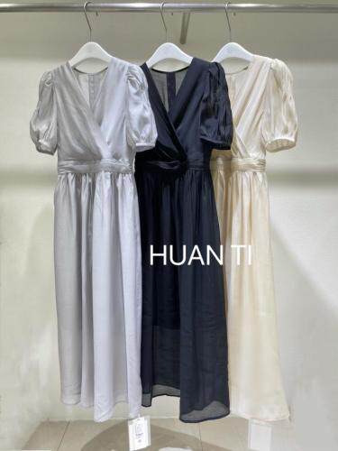 一系列天丝材质，女装，幻题