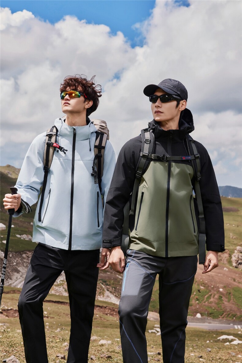 2025百搭拼色连帽冲锋衣短款，女装短外套，衫都服饰