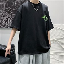 黑色