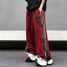 红色