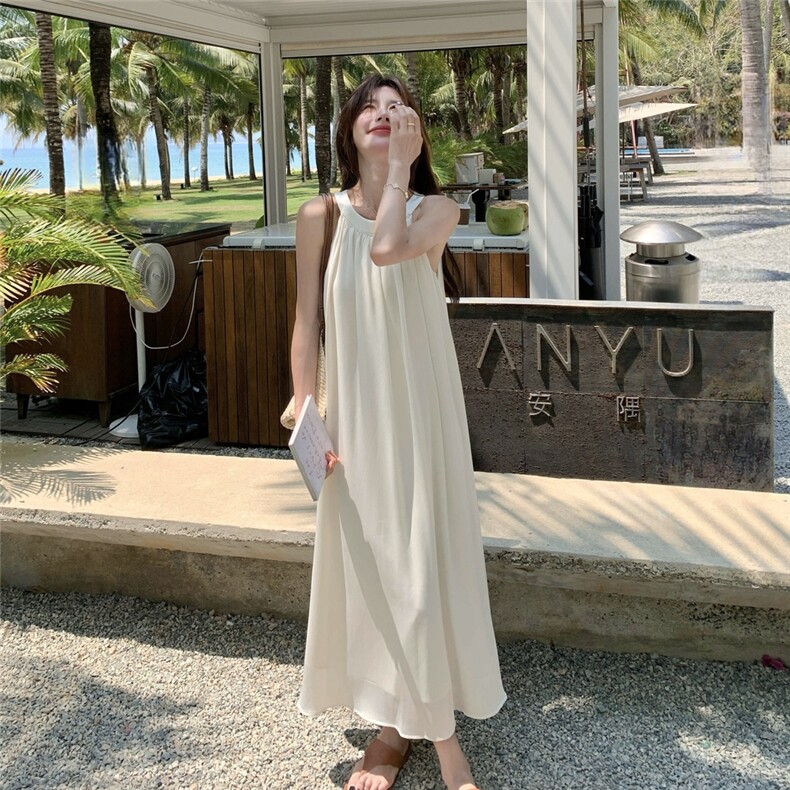 白色超仙雪纺度假风连衣裙2025夏季气质女神范名媛高级感挂脖长裙,女装连衣裙,2C232