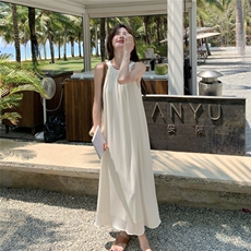 白色超仙雪纺度假风连衣裙2025夏季气质女神范名媛高级感挂脖长裙，女装连衣裙，2C232