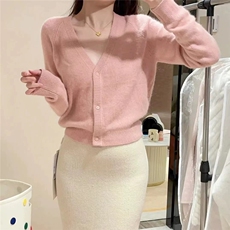 优雅气质女装羊毛衫V领短款插肩袖开衫高级感时尚外套，女装羊毛衫，圣旺供货