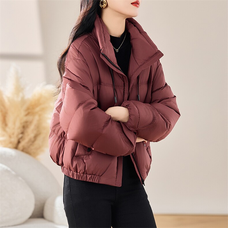 红色时尚百搭短款羽绒服女2025冬季新款休闲保暖泡芙感白鸭绒外套,女装羽绒服,初闻兮