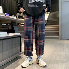 红色