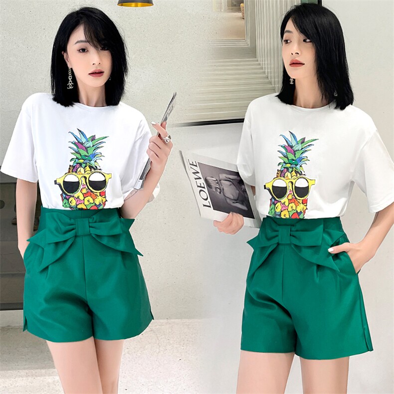 2023年夏季韩版休闲印花T恤+短裤两件套，女装套装/套裙，时尚俏佳人
