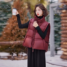 羽绒服马甲女2024冬季新款白鸭绒立领加厚设计感百搭轻薄时尚外套，女装羽绒服，仟媚宠