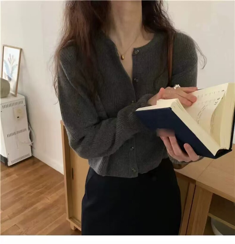 秋季新款纯色针织圆领开衫时尚百搭,针织衫/毛衣,冀清阳荣