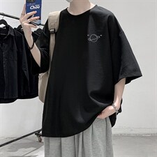 黑色