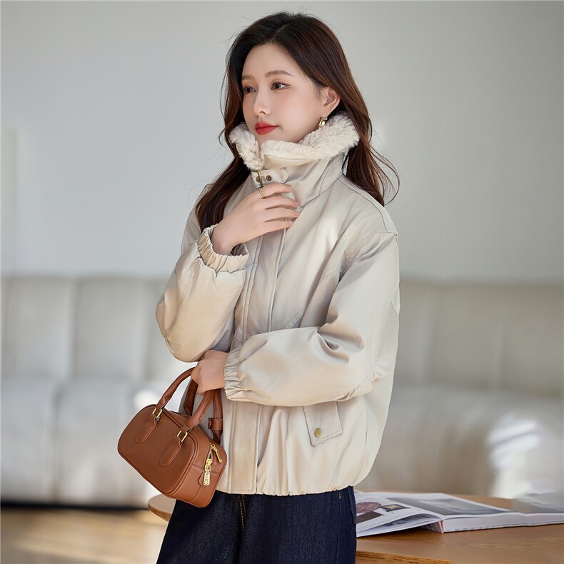 羊羔毛翻领加绒保暖短外套女2025秋冬宽松休闲百搭派克服棉衣棉服,女装棉衣/棉服,依万里