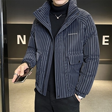 藏青色