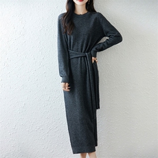 2025百搭时尚简约长款腰带圆领长款连衣裙，女装连衣裙，越洋羊