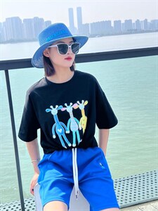 OUGNI 现货时尚重工镶钻卡通短袖T恤图片