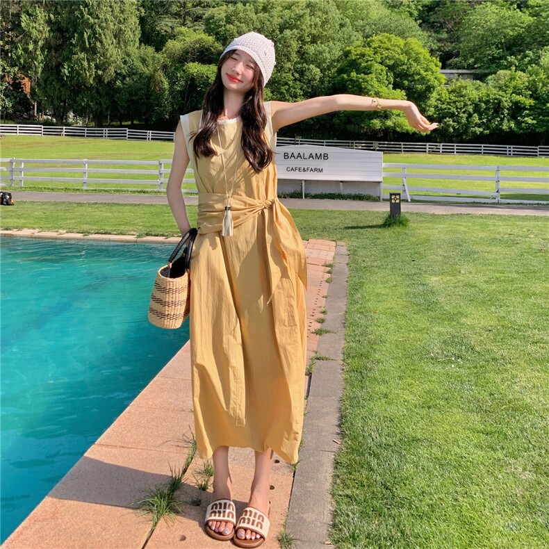 清冷感黄色无袖背心连衣裙女2025夏季新款韩系度假风收腰显瘦长裙,女装连衣裙,2C159