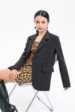 现货小西装两色三码，女装西装，艾涵o