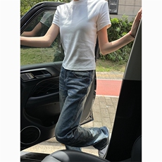 蓝色