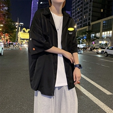 黑色