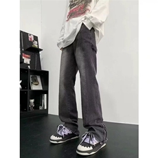 灰色