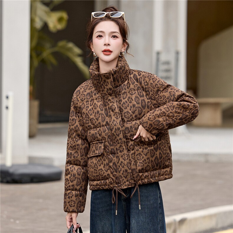 豹纹羽绒服女2025秋冬新款短款小个子韩版显瘦超好看立领加厚外套,女装羽绒服,拾衣