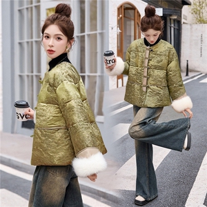 现货新中式羽绒服女2025冬季新款巨好看的短款粉色狐狸毛保暖外套图片