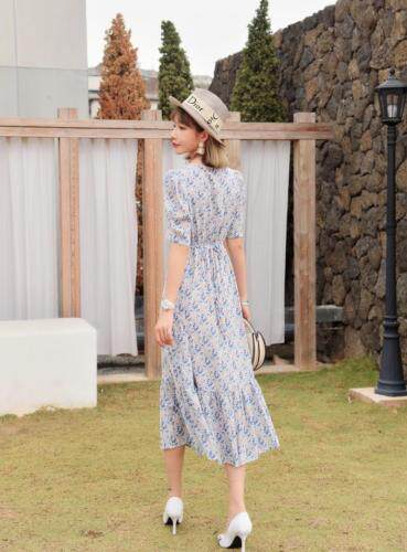 夏季法式小碎花连衣裙，女装连衣裙，蜜雪·薇琪