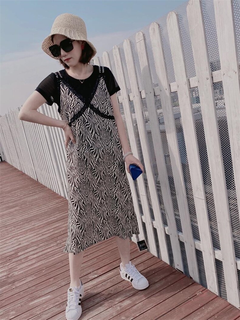 韩版碎花连衣裙，女装连衣裙，君玲彩韵