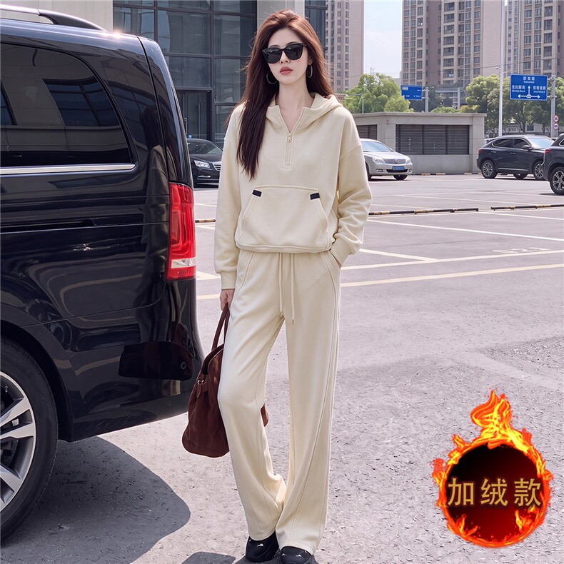 时尚运动风加绒套装女秋冬高级感加厚连帽卫衣高腰阔腿长裤两件套图片