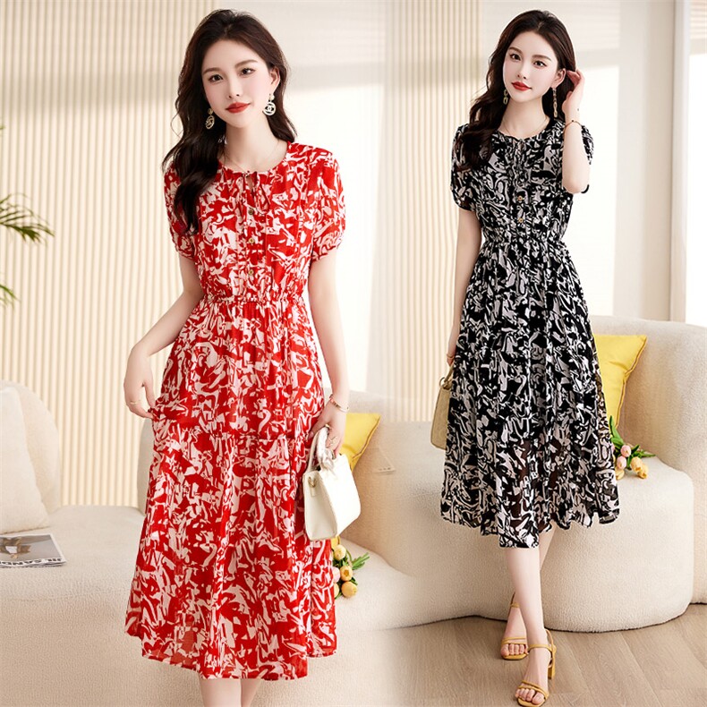 高端精致雪纺碎花连衣裙2025新款时尚气质印花遮肚显瘦高级感裙子，女装连衣裙，罗得堡