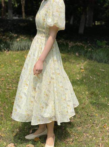 重功碎花连衣裙，女装连衣裙，Must Bloom绽放