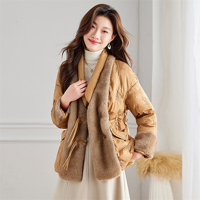 新中式羽绒服女2024新款冬季女款白色女士刺绣白鸭绒皮草外套,女装羽绒服,浙宝281