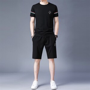 男士短袖冰丝套装2023新款潮流宽松衣服搭配休闲运动t恤两件套图片