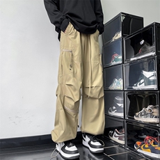 卡其色