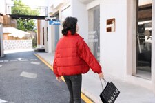 羽绒服，女装羽绒服，伊越