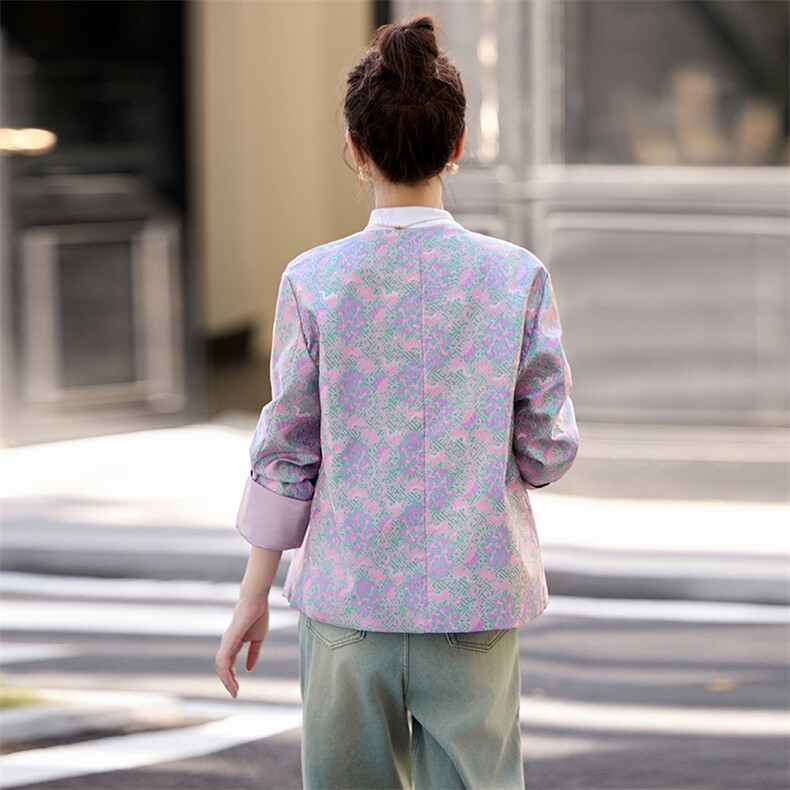 新中式V领提花杨幂同款短外套女2024秋季鎏金溢彩设计感小众上衣,女装短外套,曼琳思菲