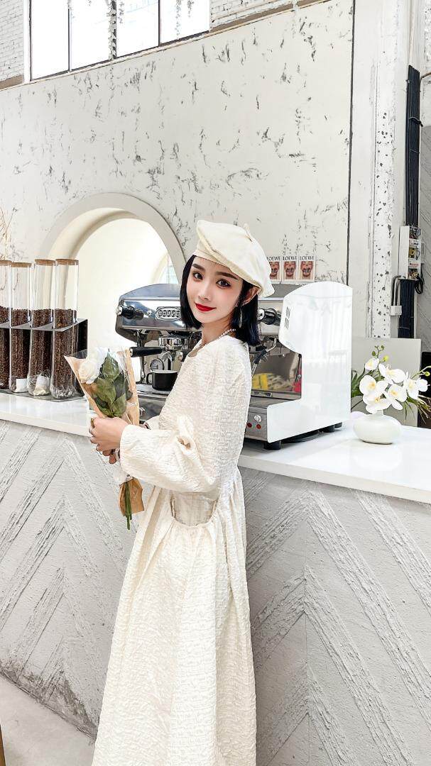 时尚圆领泡泡袖收腰连衣裙，女装连衣裙，Balance Studio