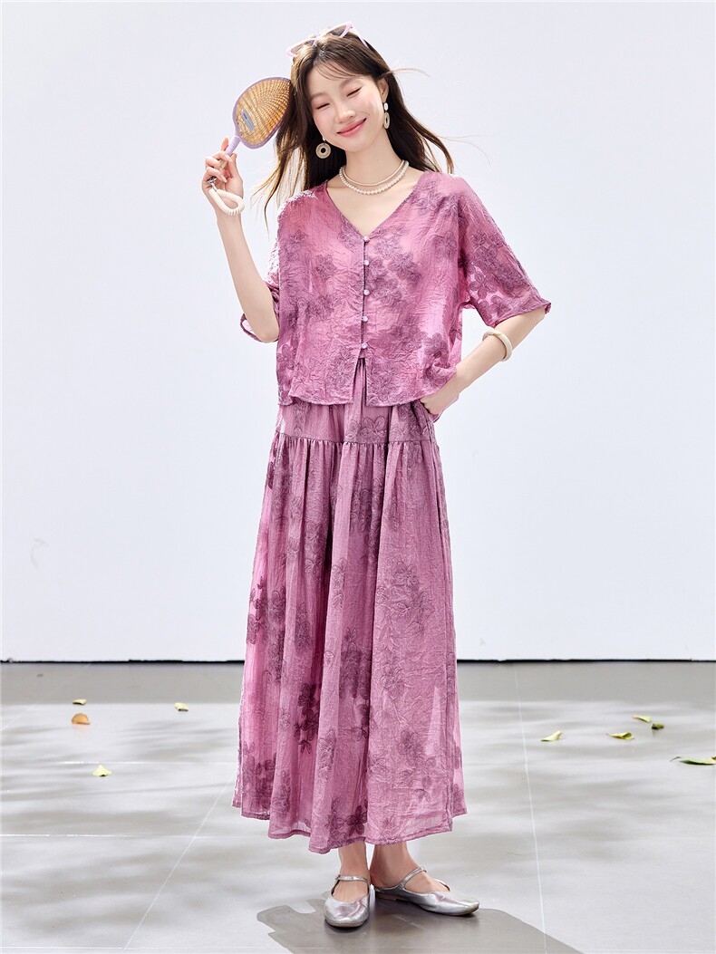 夏季新款现货！2026休闲风宽松版重工刺绣上衣+刺绣大摆半裙套装,女装套装/套裙,央宝儿