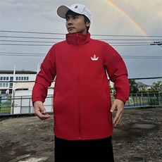 红色
