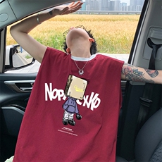 酒红色